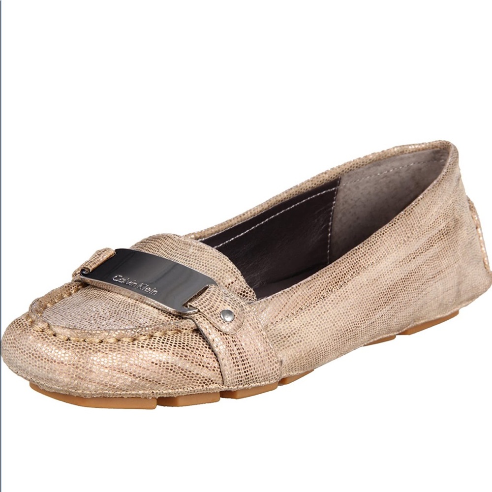 Calvin Klein Women's Sandrie Slip-On in size 7M